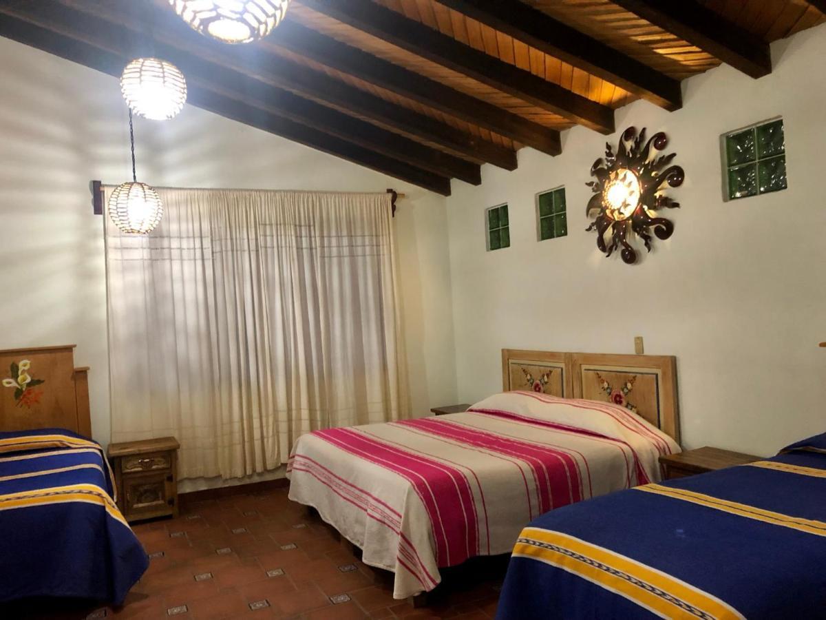La Gloria de Los Ángeles Tzintzuntzán Exterior foto
