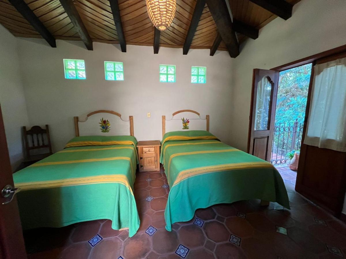 La Gloria de Los Ángeles Tzintzuntzán Exterior foto